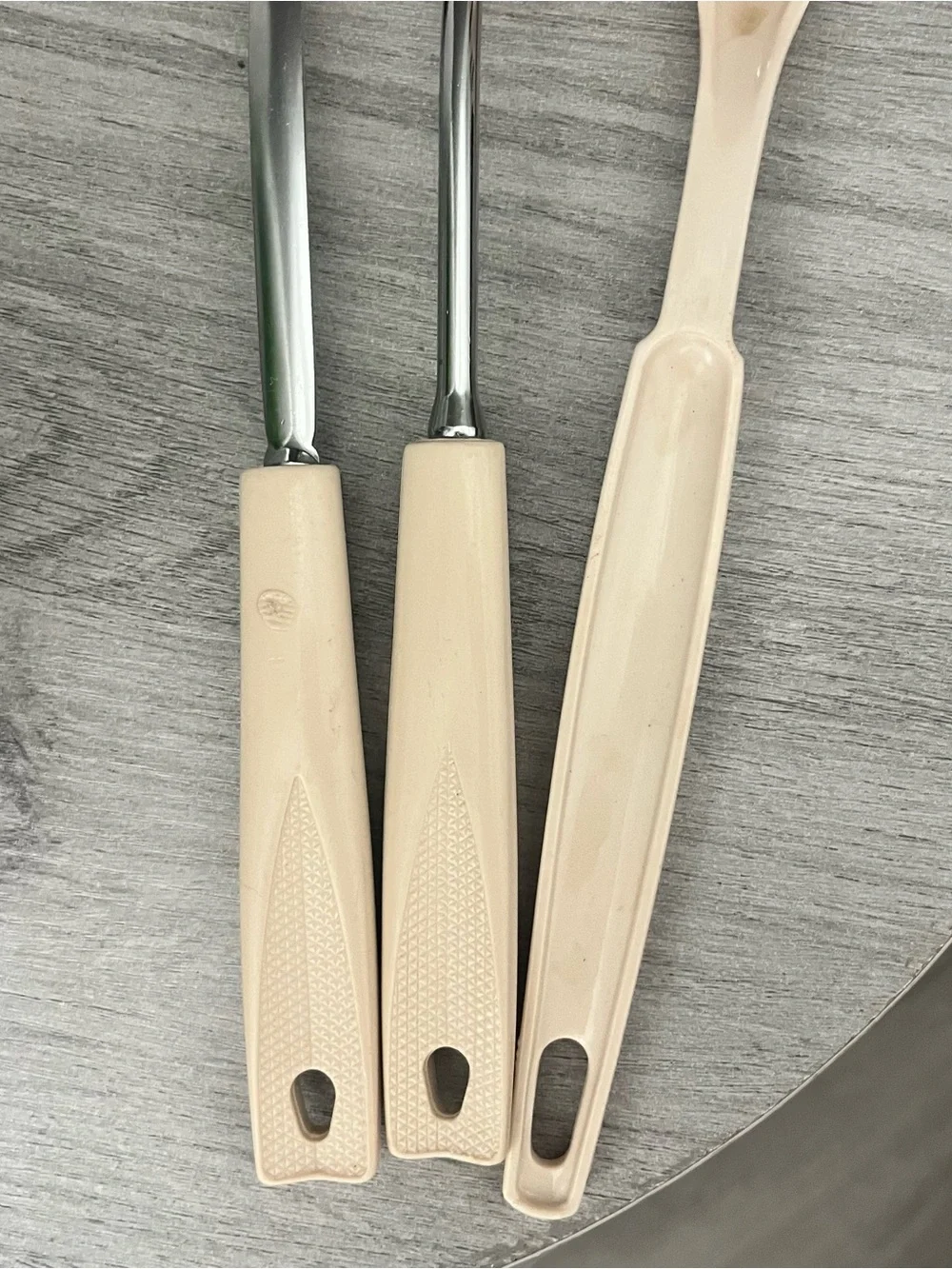 EKCO Almond Handle Kitchen Utensil Set 3 Pc Vintage Spoon Skimmer Pasta